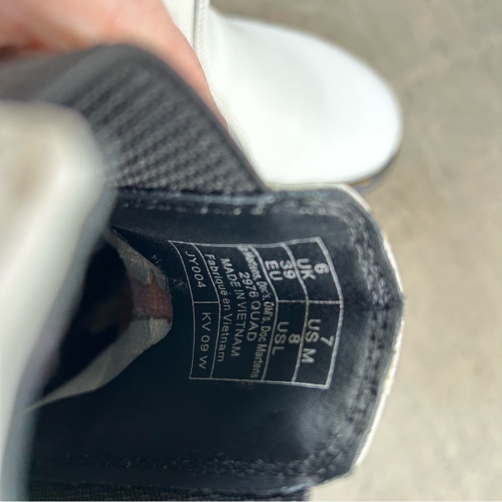 Dr. Martens White 2976 Smooth Leather Platform Chelsea Boots - Picture 9 of 14